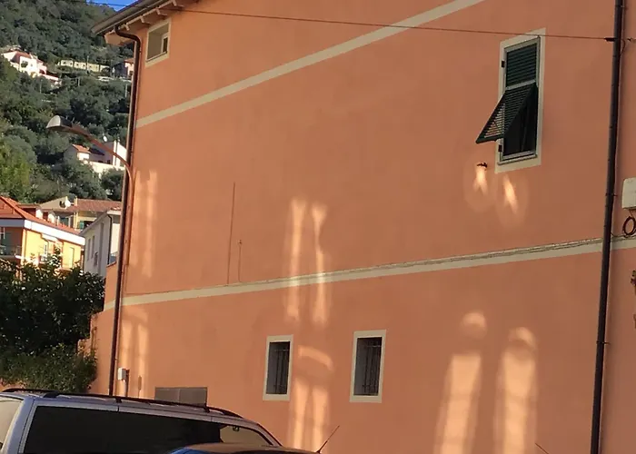 Πανσιόν Casa Luigia Mtb In Finalborgo Bike Tour Ebike Trekking 3*