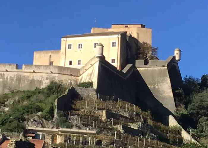 Casa Luigia Mtb In Finalborgo Bike Tour Ebike Trekking Πανσιόν
