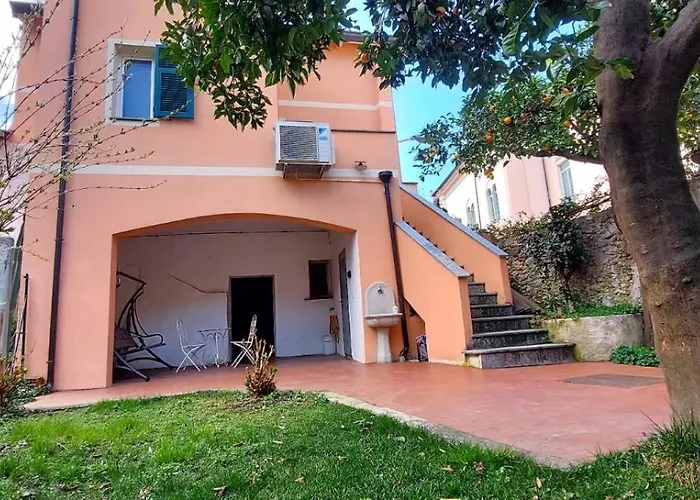 Casa Luigia Mtb In Finalborgo Bike Tour Ebike Trekking Πανσιόν 3*