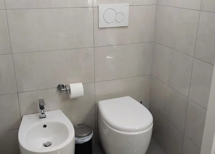 Casa Luigia Mtb In Finalborgo Bike Tour Ebike Trekking Finale Ligure